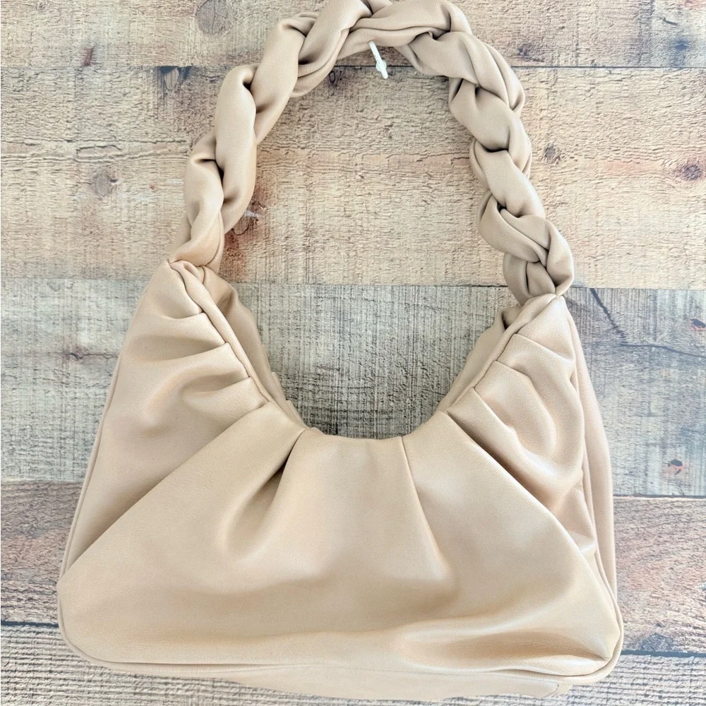 NWOT FAWN Limited Edition Fern Tan Braided Handle Women's Bag